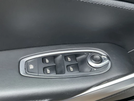 Aston Martin DBX - Afbeelding 27 van 30