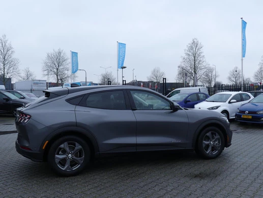 Ford Mustang Mach-E - Afbeelding 6 van 26