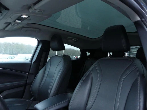 Ford Mustang Mach-E - Afbeelding 13 van 26