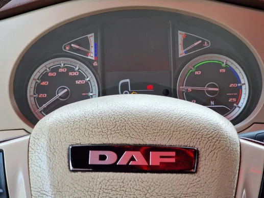 DAF XF480 - Afbeelding 17 van 30