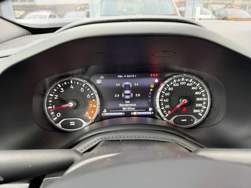 Jeep Renegade - Afbeelding 8 van 30