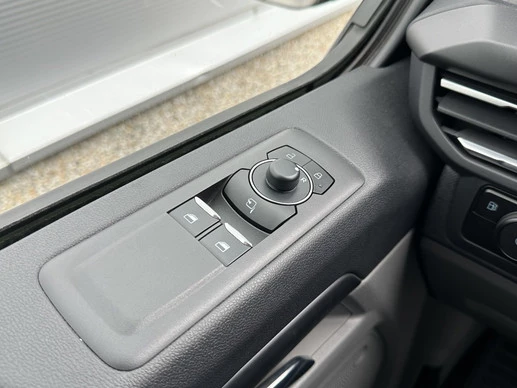 Ford Tourneo Custom - Afbeelding 28 van 30