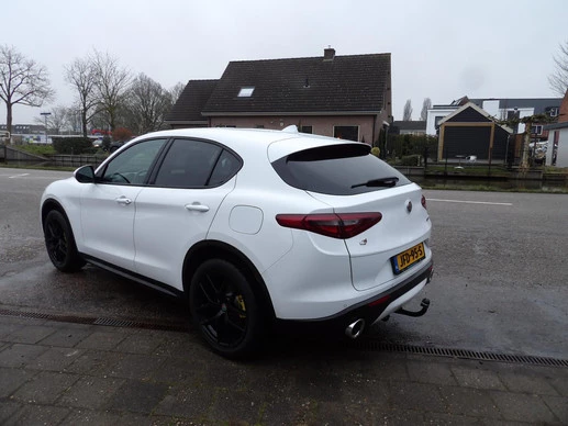 Alfa Romeo Stelvio - Afbeelding 5 van 16