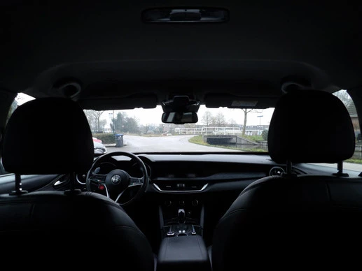 Alfa Romeo Stelvio - Afbeelding 9 van 16