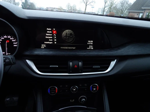 Alfa Romeo Stelvio - Afbeelding 14 van 16
