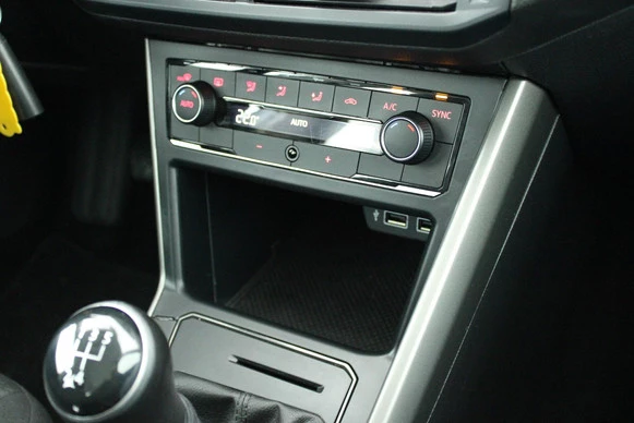 Volkswagen Polo - Afbeelding 27 van 30