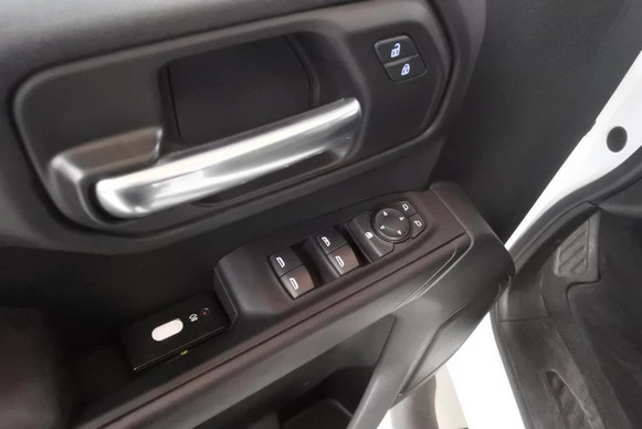 Chevrolet Silverado - Afbeelding 18 van 30