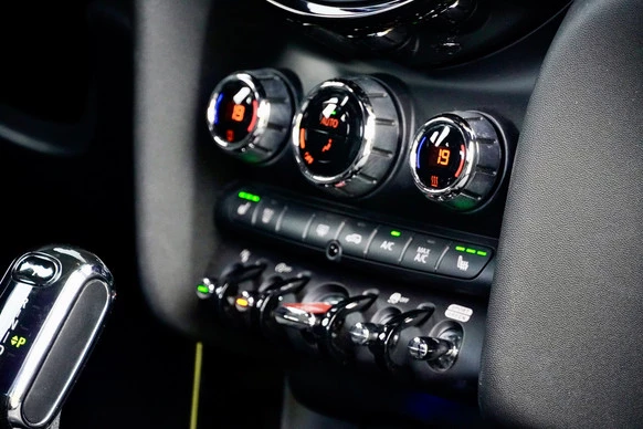 MINI Cooper - Afbeelding 18 van 30