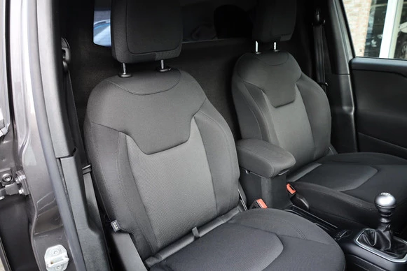 Jeep Renegade - Afbeelding 7 van 30