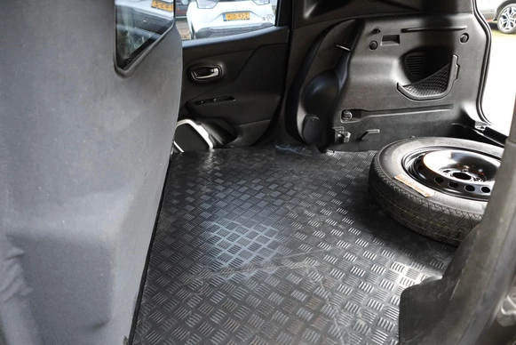 Jeep Renegade - Afbeelding 23 van 30