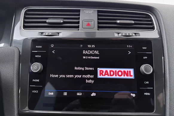 Volkswagen Golf - Afbeelding 21 van 29