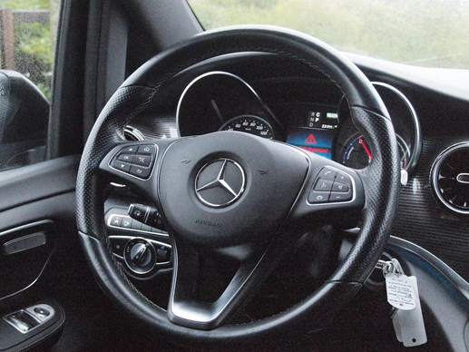 Mercedes-Benz EQV - Afbeelding 15 van 30