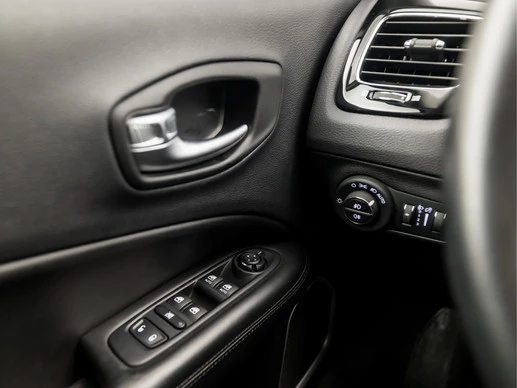 Jeep Compass - Afbeelding 24 van 30