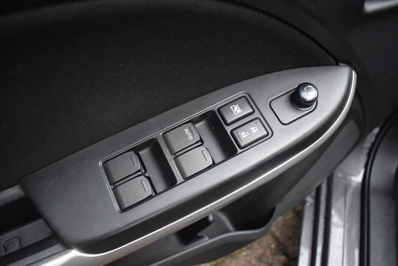 Suzuki Baleno - Afbeelding 27 van 30