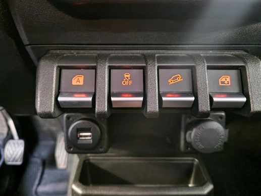 Suzuki Jimny - Afbeelding 22 van 30