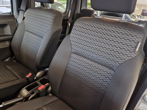 Suzuki Jimny - Afbeelding 10 van 30