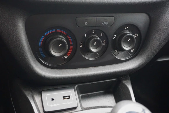 Fiat Doblò - Afbeelding 18 van 27