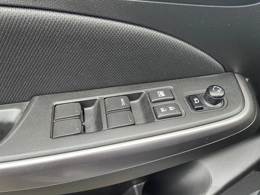 Suzuki Swift - Afbeelding 25 van 30