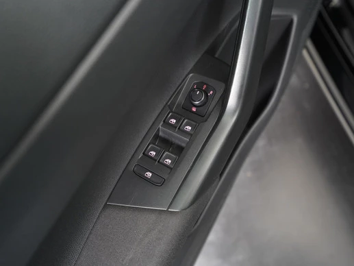 Volkswagen Polo - Afbeelding 28 van 30