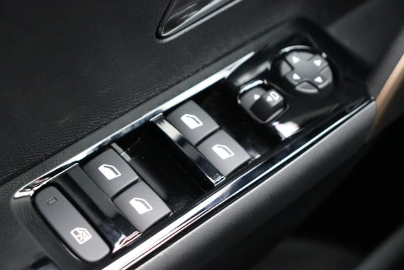 Lancia Ypsilon - Afbeelding 14 van 30