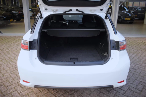 Lexus CT - Afbeelding 16 van 30