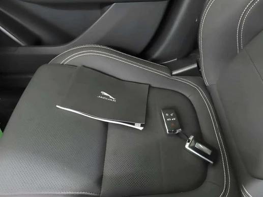 Jaguar I-PACE - Afbeelding 16 van 16