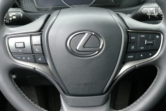 Lexus UX - Afbeelding 15 van 30