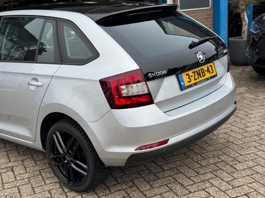 Škoda Rapid - Afbeelding 4 van 30
