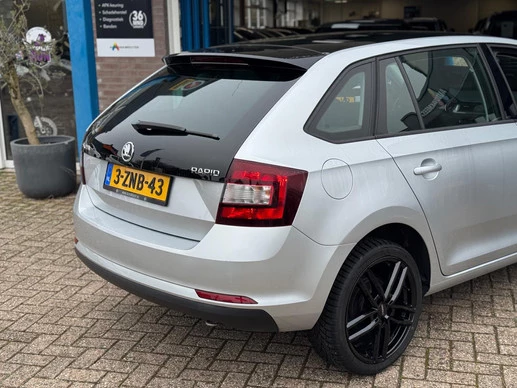 Škoda Rapid - Afbeelding 8 van 30