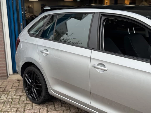 Škoda Rapid - Afbeelding 17 van 30