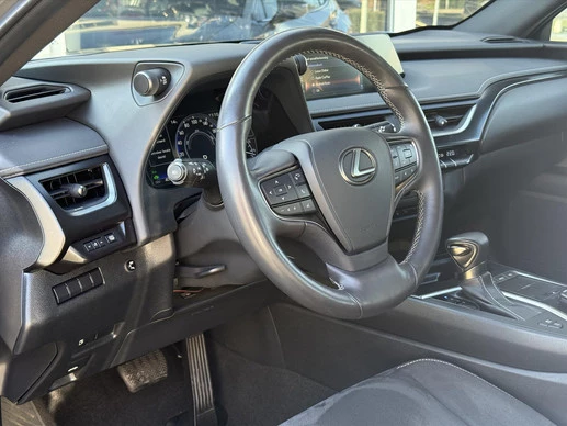 Lexus UX - Afbeelding 17 van 30