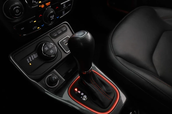 Jeep Compass - Afbeelding 18 van 30