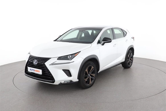 Lexus NX - Afbeelding 1 van 30