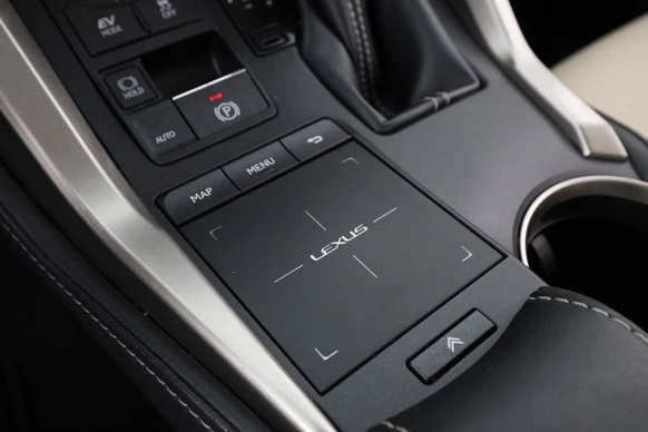 Lexus NX - Afbeelding 10 van 30