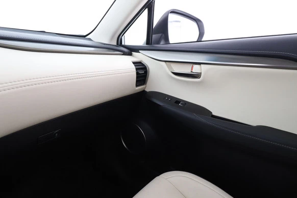 Lexus NX - Afbeelding 13 van 30