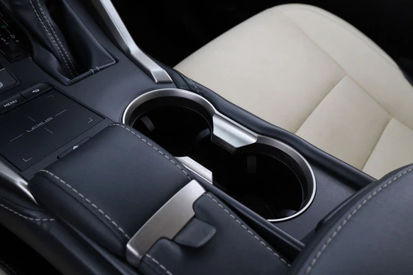 Lexus NX - Afbeelding 15 van 30