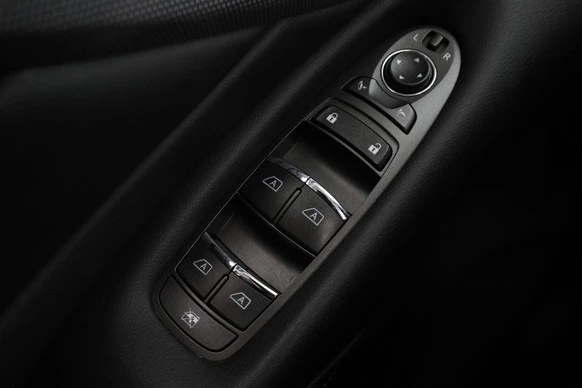 Infiniti Q - Afbeelding 11 van 30