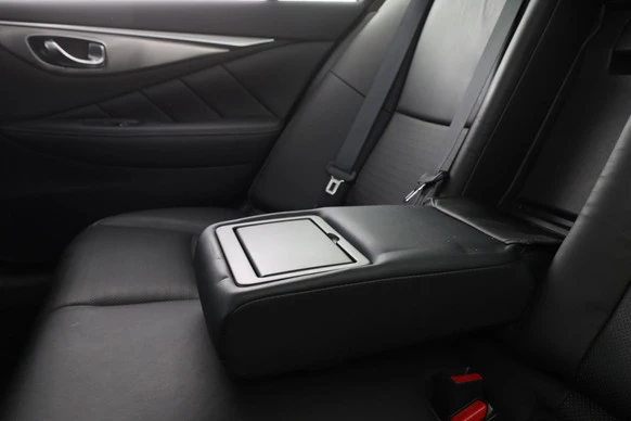 Infiniti Q - Afbeelding 19 van 30