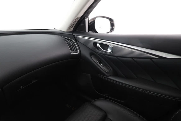 Infiniti Q - Afbeelding 22 van 30