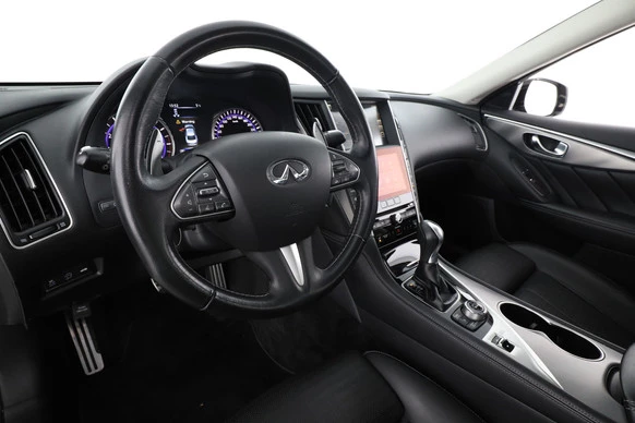 Infiniti Q - Afbeelding 28 van 30