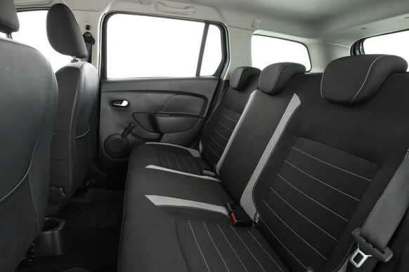 Dacia Logan - Afbeelding 27 van 30