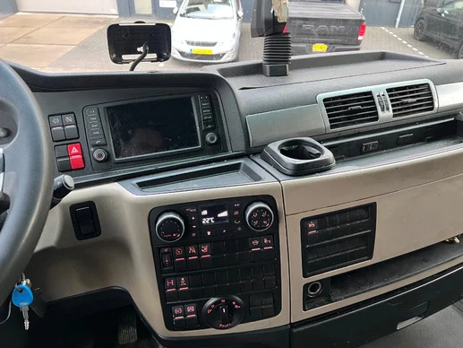 MAN TGX - Afbeelding 12 van 16