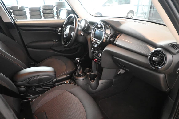 MINI Cooper - Afbeelding 17 van 30