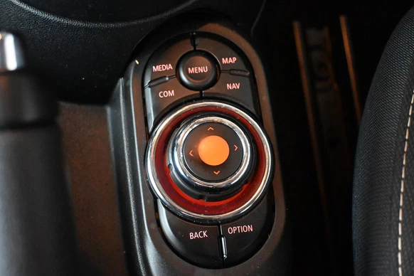 MINI Cooper - Afbeelding 24 van 30