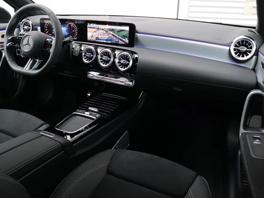 Mercedes-Benz A-Klasse - Afbeelding 3 van 30