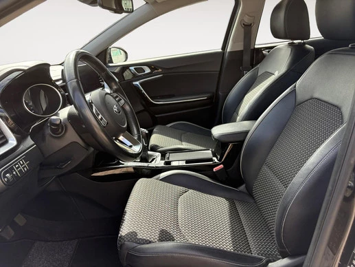 Kia XCeed - Afbeelding 9 van 30