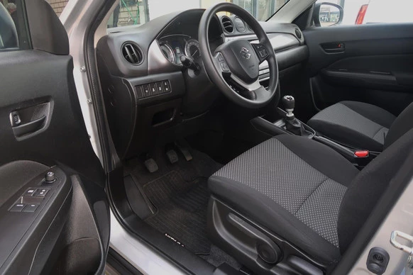 Suzuki Vitara - Afbeelding 7 van 30