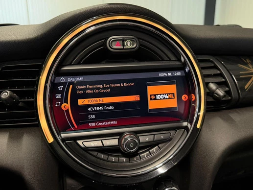 MINI Cooper Cabrio - Afbeelding 21 van 25