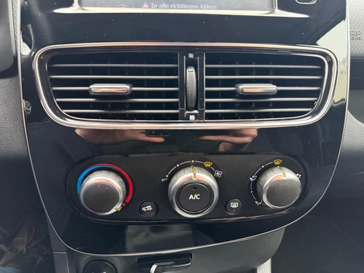 Renault Clio - Afbeelding 18 van 22