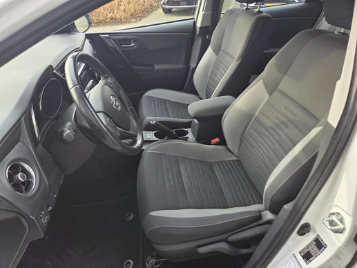 Toyota Auris - Afbeelding 10 van 30